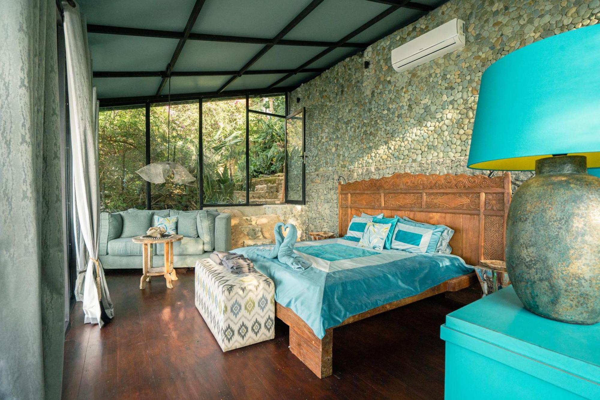 Selini Hills Otel Labuan Bajo Dış mekan fotoğraf