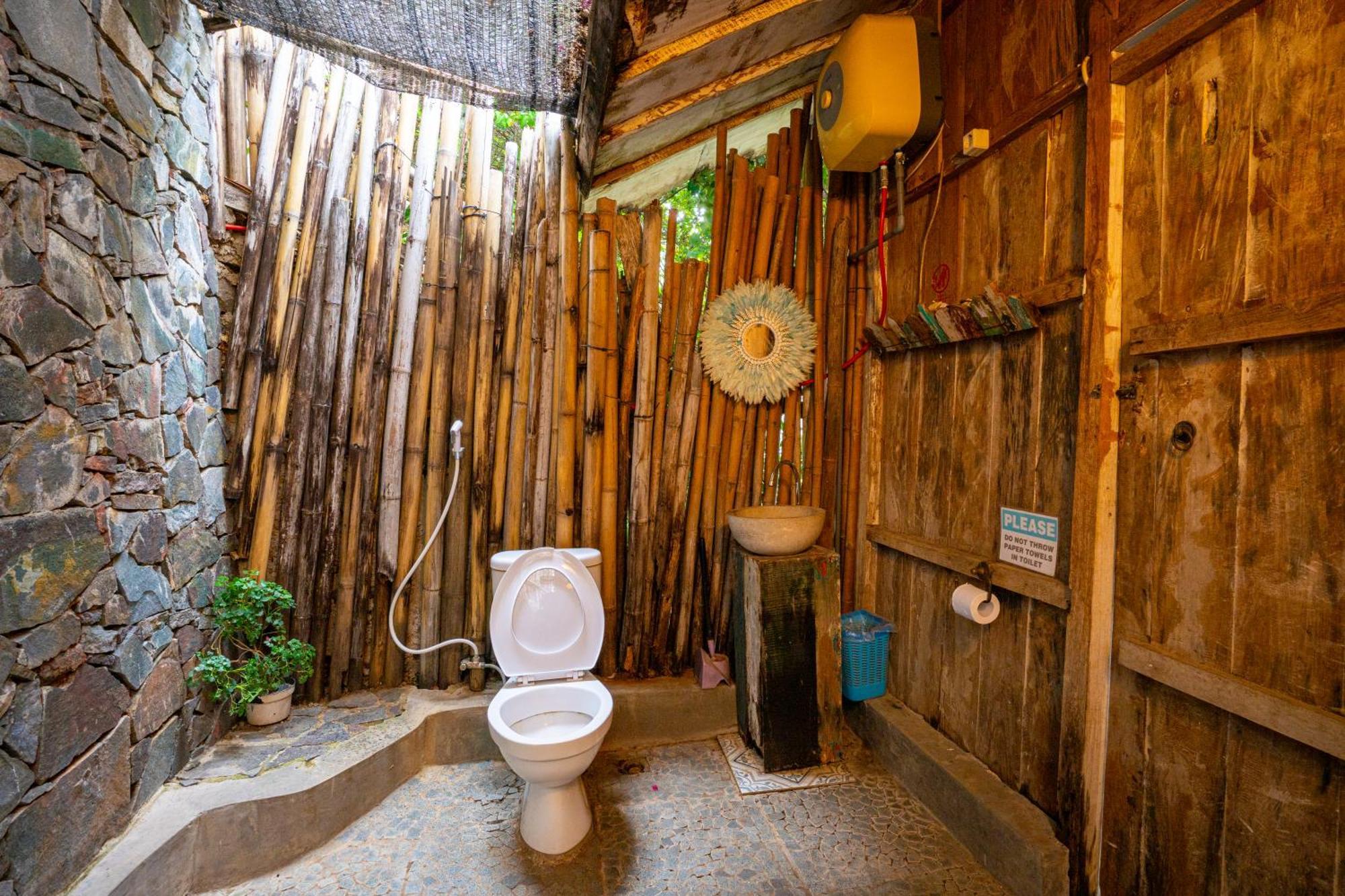 Selini Hills Otel Labuan Bajo Dış mekan fotoğraf