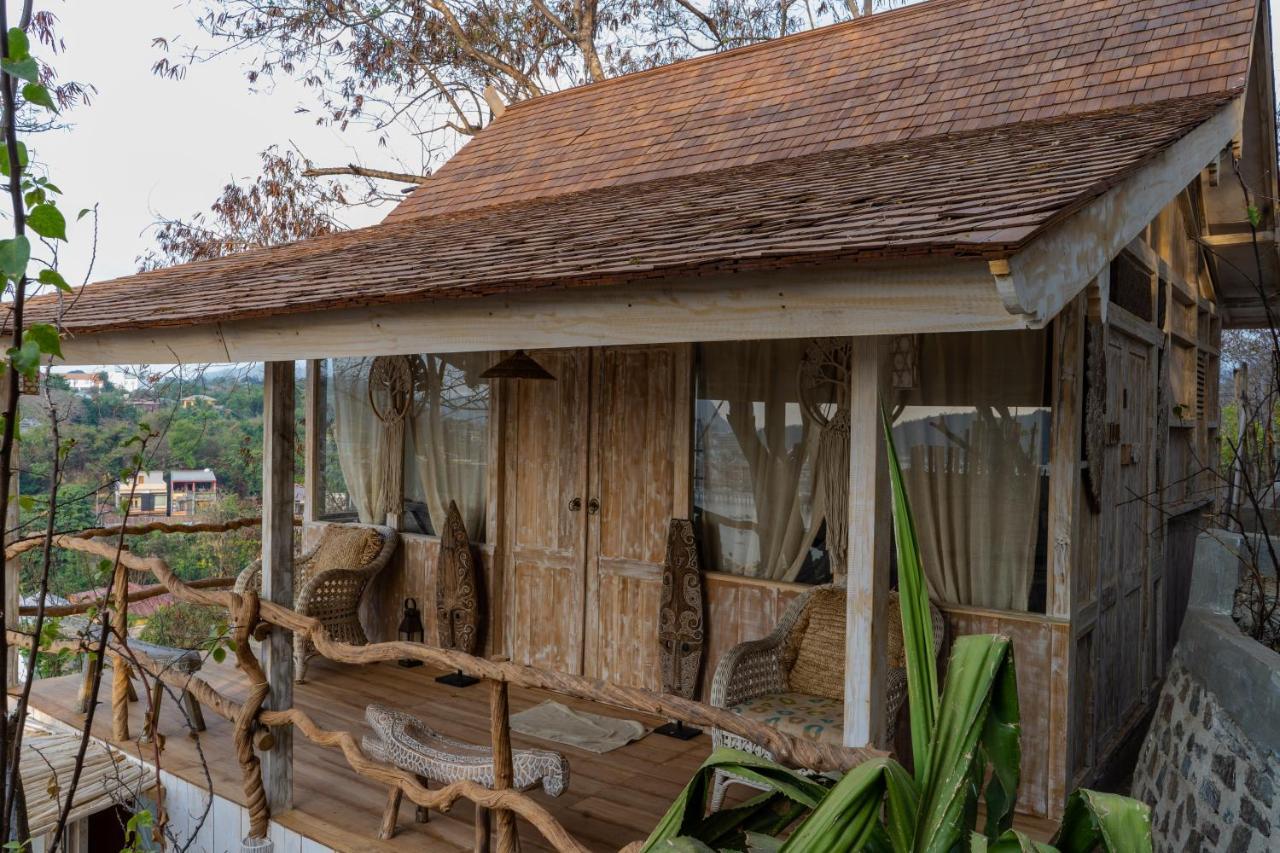 Selini Hills Otel Labuan Bajo Dış mekan fotoğraf